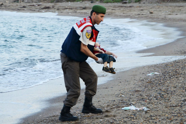 2016-02-08-1454948369-5530817-AylanKurdi_use.jpg