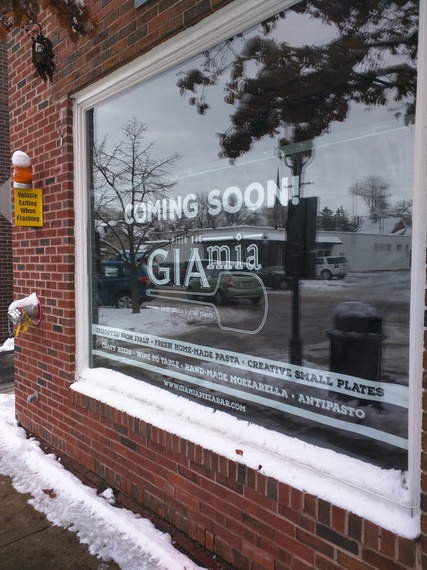 2016-02-13-1455372473-7436964-25Ncomingsoonrestaurantnextdoor.jpg