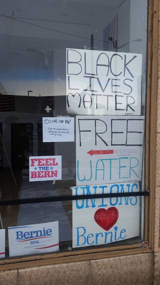 The Sanders campaign HQ in Flint, MI<br />gives out free water to anyone in need!