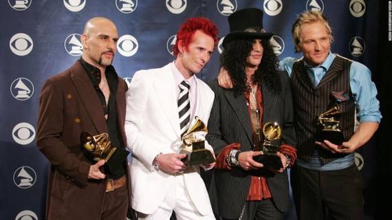 2016-02-17-1455730098-259538-weiland_vr_grammys.jpg