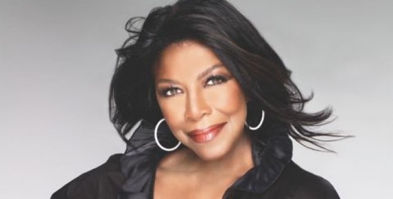 2016-02-17-1455731228-8876405-nataliecole.jpg