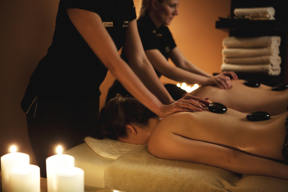 2016-02-20-1455969205-7598524-EaglesPalaceTreatment.jpg