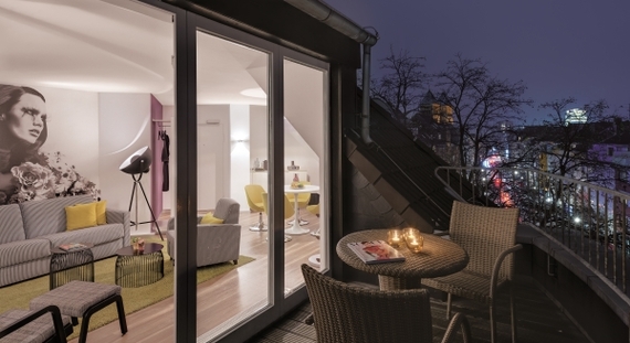 2016-02-23-1456231333-4856755-Dusseldorf_Germany_Hotel_Indigo_Balcony_night_view.jpg