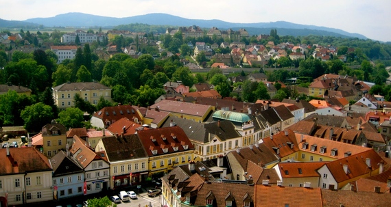 2016-02-24-1456326159-4355627-MelkStiftAbbeyViewofMelk.JPG