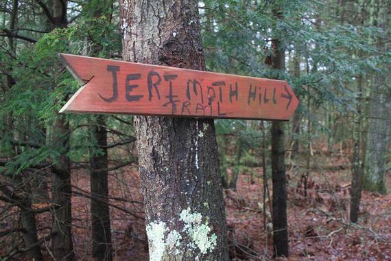 2016-03-01-1456862592-4647110-Jerimothtrailsign.jpg