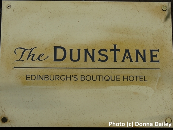 2016-03-06-1457267263-1222197-Dunstane_Boutique_Hotel_Edinburgh_sign.jpg