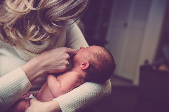 7 Memorable Ways To Celebrate A New Mom Huffpost Life