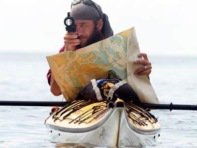 2016-03-14-1457969796-9411872-AdventurerJason_Lewis_kayaking_through_Indonesia.jpg