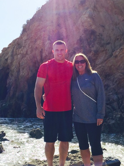 Unsurprisingly, Mike Trout is also really good at picking Mother's Day  presents