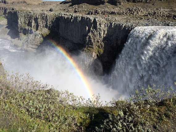 2016-03-30-1459301009-344605-waterfall_upsidedown.jpeg