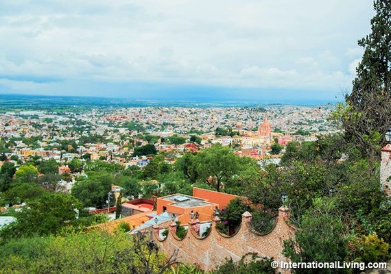 2016-04-01-1459537773-1091719-hpCityViewofSanMigueldeAllendeMexico.jpg