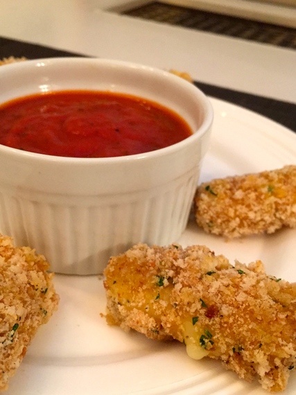 2016-04-06-1459962141-411033-finishedmozzarellasticks.jpg