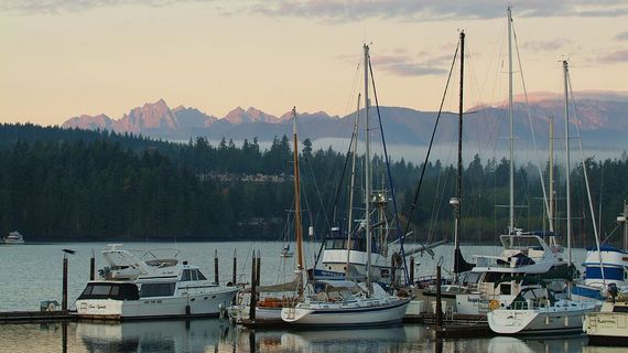 2016-04-11-1460392699-2558584-01099115portludlowmarina_olympicmountains_sunrise_humanaturephotography.jpg