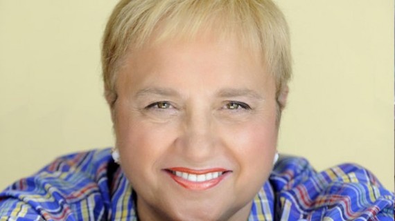 2016-04-11-1460406496-5030510-LidiaBastianich1.jpg