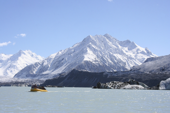 2016-04-15-1460724358-5853035-GlacierExplorersBoatTrip.jpg