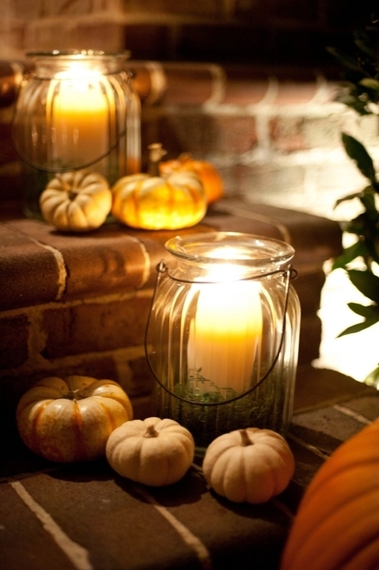 2016-04-15-1460751090-3647844-halloween_wedding_lantern.jpg