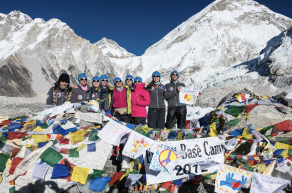 2016-04-18-1460958667-9439346-2.ReachingEverestBaseCampafteranarduous9daytrek.png