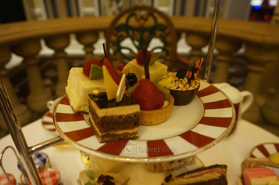 2016-04-20-1461120746-9058864-20160414_afternoontea8.jpg