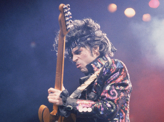 2016-04-22-1461349590-9613812-prince_3.jpg