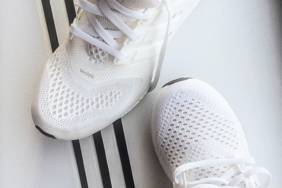 How to Clean Your White Shoes This Spring | HuffPost