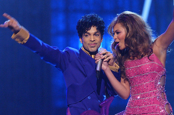 2016-04-27-1461740758-9306859-princebeyoncegrammys2004billboard990.jpg