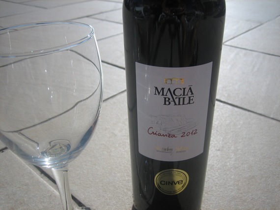 2016-05-01-1462122014-1940337-MaciaBatleMallorcanWinebottleglass.jpg