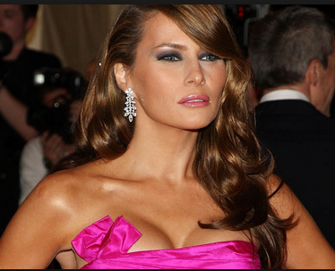 2016-05-18-1463606863-3944560-Melania.png