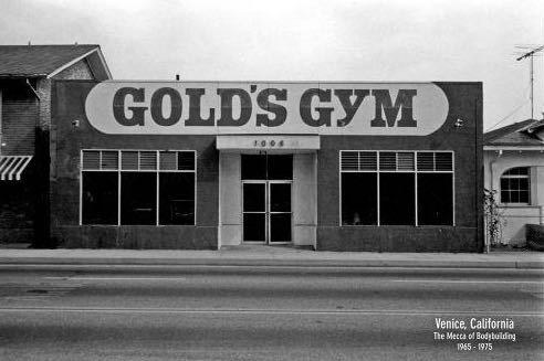 2016-05-19-1463695360-8011369-frontofgoldsgym.jpg