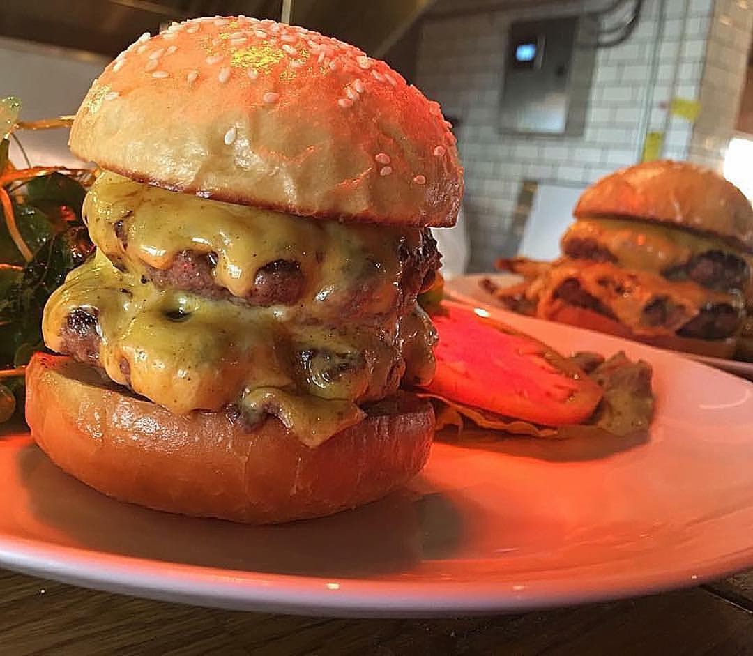 Top Traditional Burgers in Miami | HuffPost Life