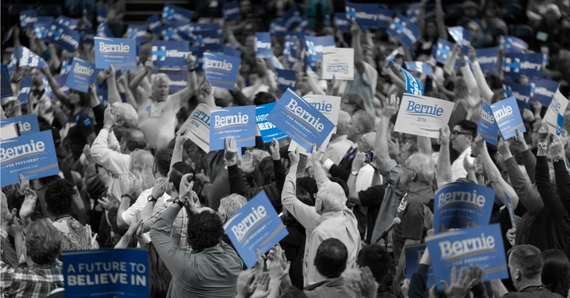 2016-05-25-1464205320-6210281-berniesigns.jpg