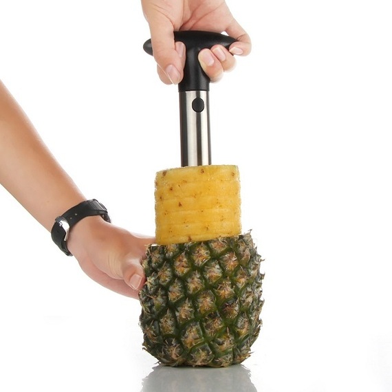 2016-06-09-1465512274-827946-4pineapplecorer.jpg