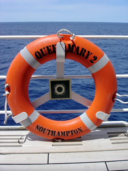 2016-06-21-1466542558-3925754-QM2lifebuoy.jpg