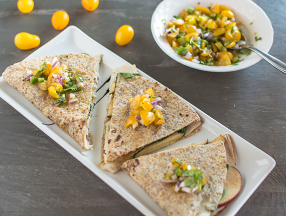 2016-06-21-1466546696-2322026-healthynibblesandbits5MinuteChickenQuesadilla2.jpg