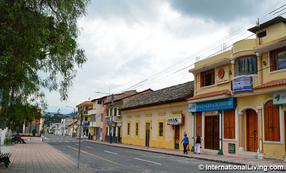 2016-06-22-1466623220-6296975-hpStreetViewCotacachiEcuador.jpg