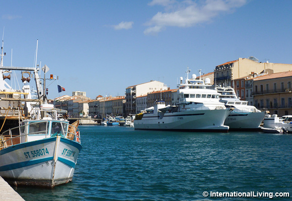 France's 'Secret Venice' On the Mediterranean | HuffPost Post 50