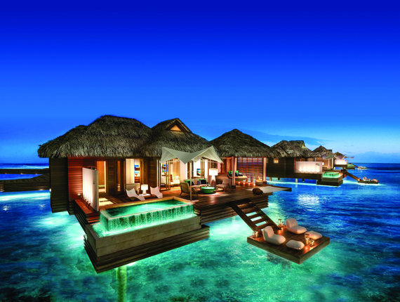 The Ultimate Luxury A Honeymoon With Private Pool Huffpost