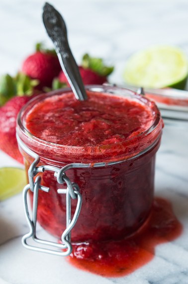 2016-07-01-1467395059-6036578-StrawberryMargaritaDessertSauce7.jpg