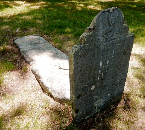 2016-07-07-1467915755-6084556-MaryNassonGraveYorkVillageBurialGroundME.jpg