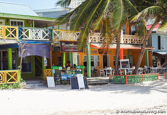 2016-07-19-1468943077-8334267-hpBeachRestaurantsAmbergrisCayeBelize.jpg