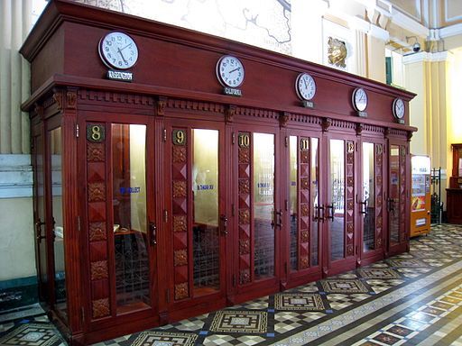 2016-07-21-1469086424-3793880-512pxSaigon_Central_Post_Office_Telephone_Booth.jpg