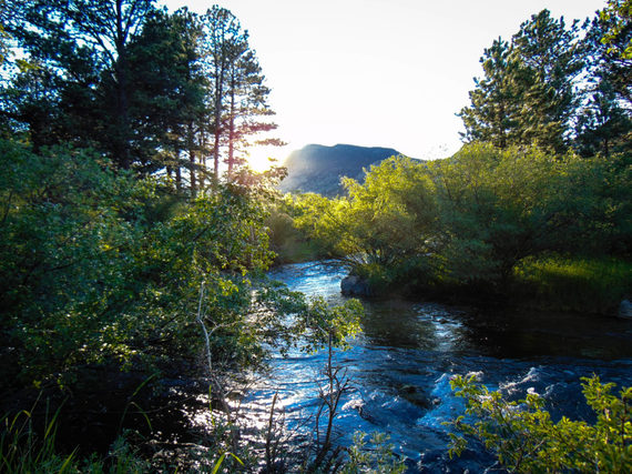 2016-07-21-1469127873-7215133-MountainSunsetEklund.jpg