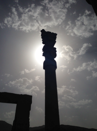 Le Zoroastrisme comme philosophie de l'Iran d'hier, d'aujourd'hui et de