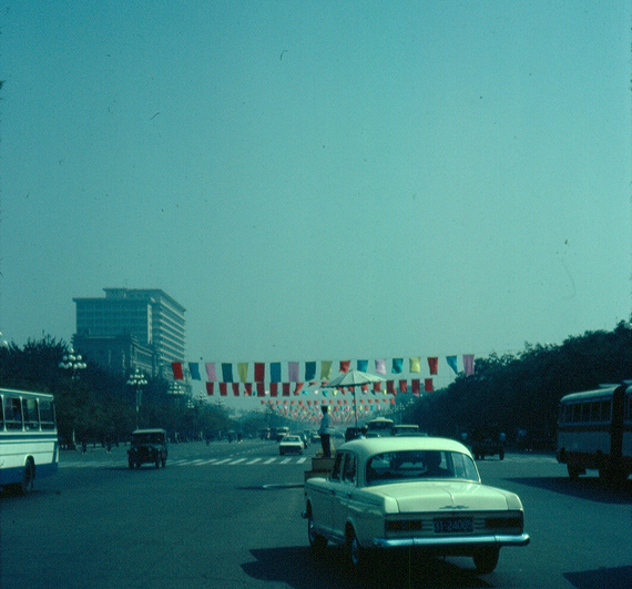 2016-07-29-1469812204-5414271-Beijing_1981.jpg