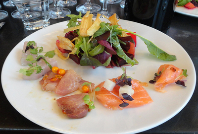 2016-08-01-1470019587-3434446-PlatCarrSaladebetteravesChipsdepanaisEspadonThonSaumon.jpg