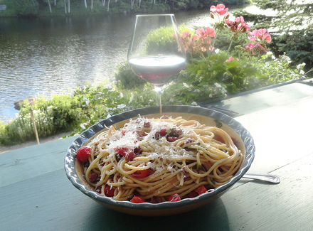 2016-08-09-1470703652-6585544-PlatCarrSpaghettiPancettaTomatesceriseBasilic2.jpg