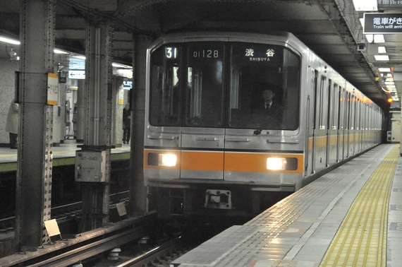2016-08-15-1471266824-2826365-20160815_Kishida_2.jpg
