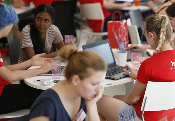 2016-08-16-1471351749-2967016-RailsGirlsimage1.jpg