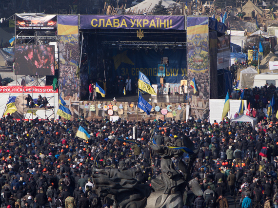 2016-08-19-1471632450-7576811-Ukraine20140221_1104_Euromaidan_in_Kiev.jpg