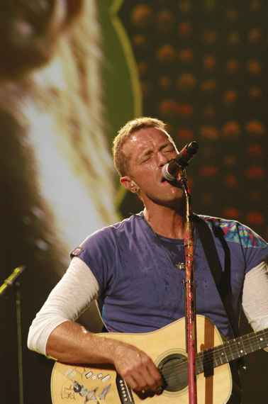 2016-08-26-1472186104-7639029-ChrisMartin5.jpg