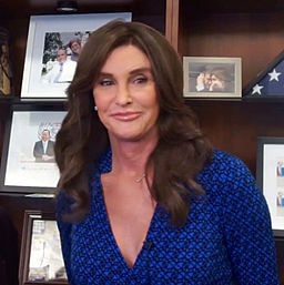 2016-08-29-1472498756-1227811-Caitlyn_Jenner.jpeg1.jpeg